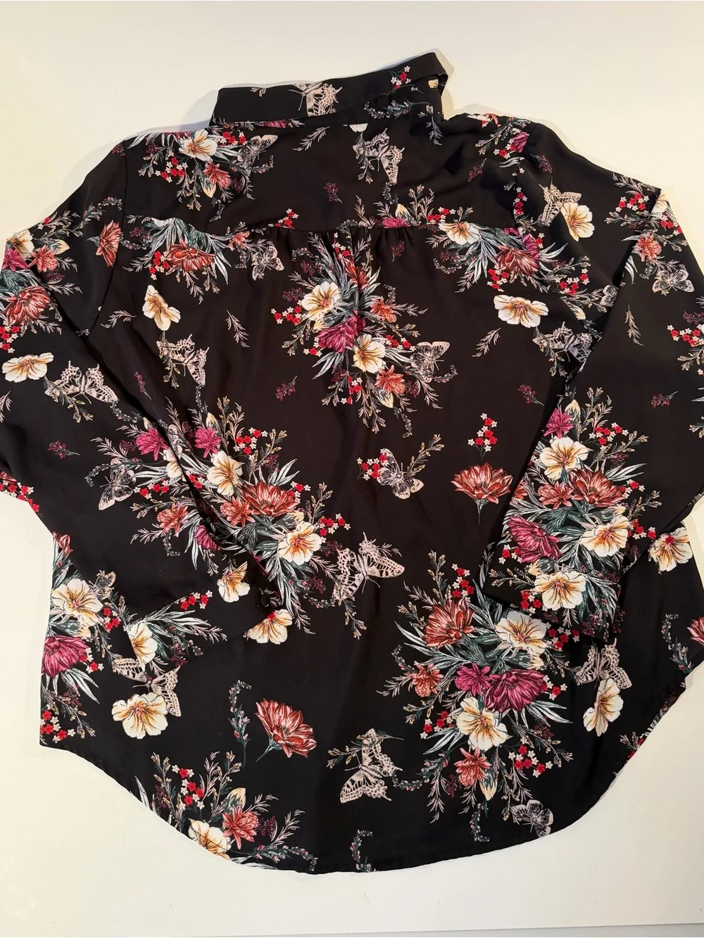 Torrid Women’s 1 14-16 Floral Butterfly Button Down Chiffon Tunic Blouse Shirt - Picture 7 of 11